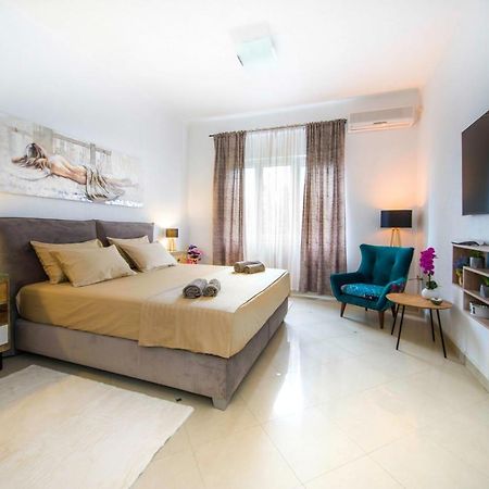 Apartment Alice Central Luxe สปลิท ภายนอก รูปภาพ