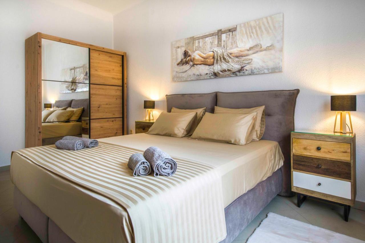Apartment Alice Central Luxe สปลิท ภายนอก รูปภาพ