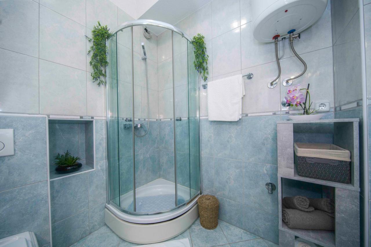 Apartment Alice Central Luxe สปลิท ภายนอก รูปภาพ